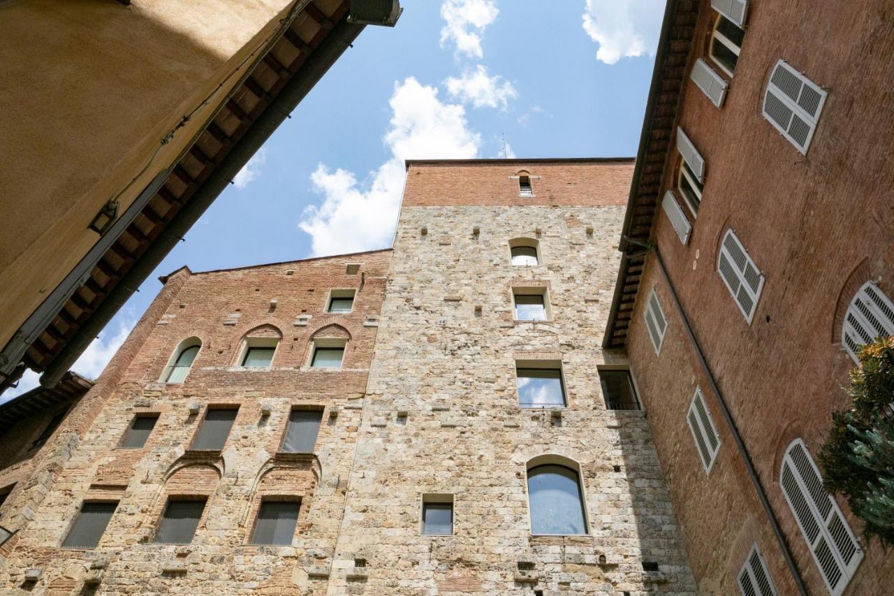 Palazzo Rinuccini Torre * Sienne